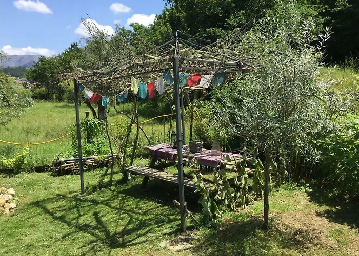 Casa Traca לינה וארוחת בוקר Valbona